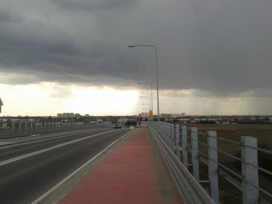 Burzowa chmura nad Piastowem