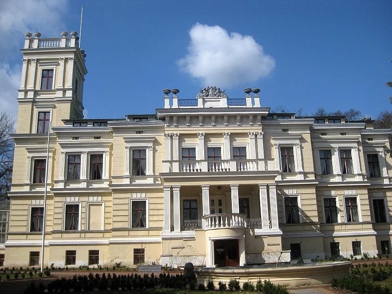 neorenesansowy pałac w Biedrusku zrobił na nas niezłe wrażenie