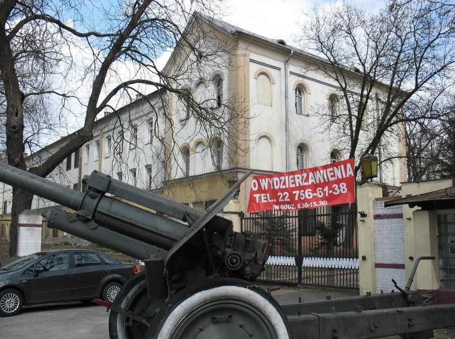 Góra Kalwaria – brama koszar