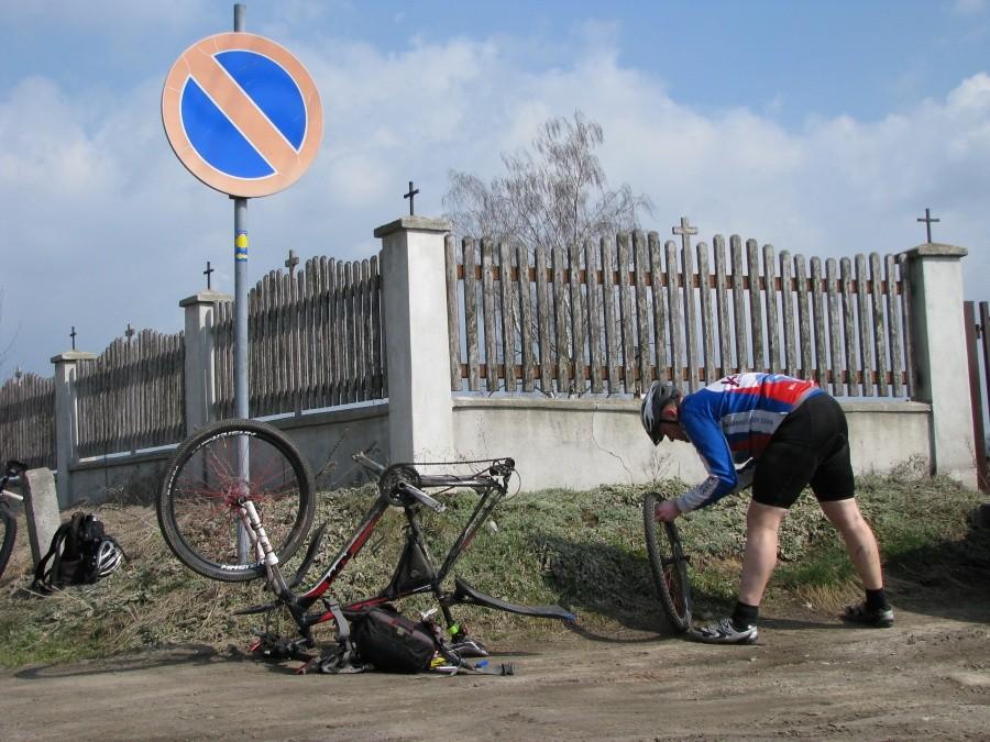 Zakaz postoju... ale zatrzymać się można