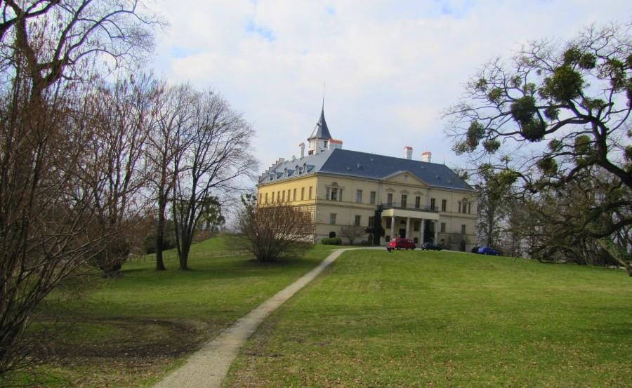 Pałac w Raduniu na Śląsku Opawskim zbudowany w XVI wieku