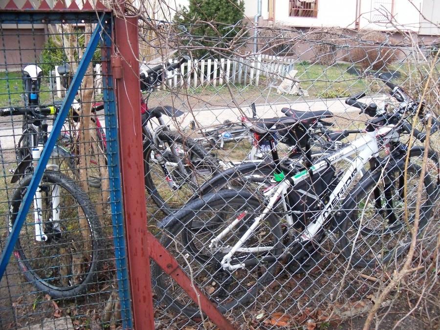 SPONTANICZNY PARKING ROWEROWY ;-)