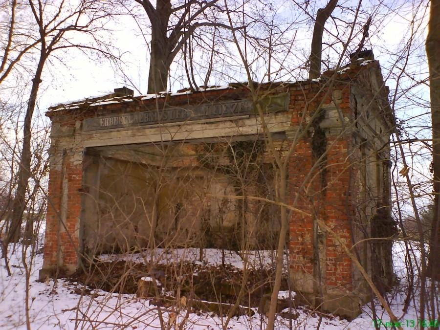 Poniemiecki cmentarz