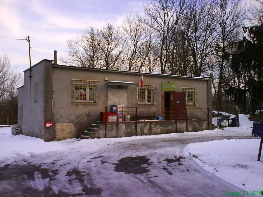 Reliktowy, siermiężny, wiejski sklep...