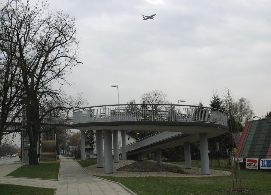 Rowerowa kładka na ul. Puławską