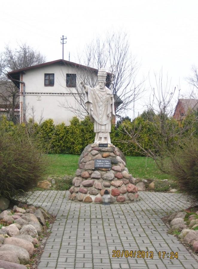 pomnik świętego Urbana, papieża w Cieszowej