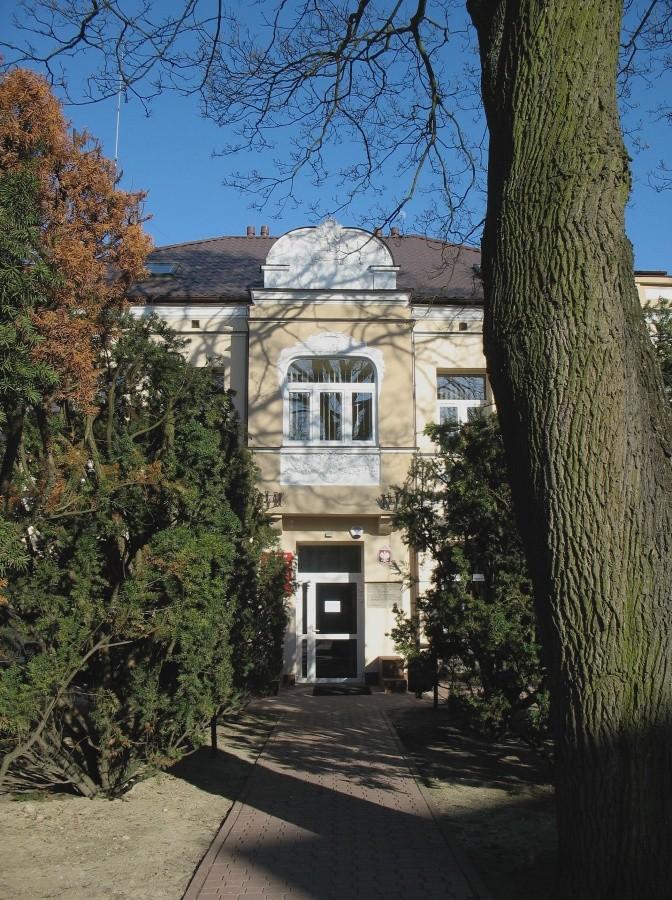 Konstancin-Jeziorna - Urząd Miejski