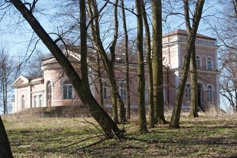 dawny folwark elektryczny XIX-XXw. w Lubiatowie
