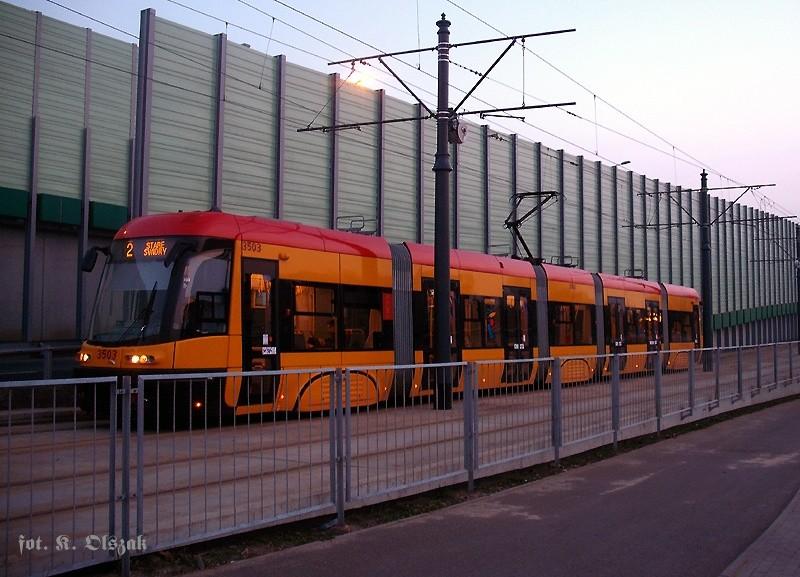 Tramwaj czeka na... zieloną falę