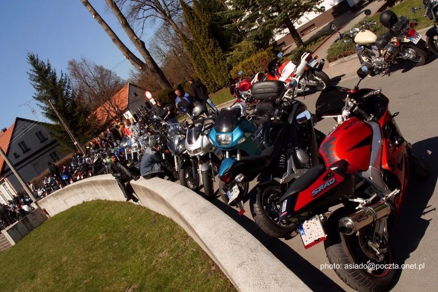 "Kociewska wiosna" - zlot motocykli i pojazdów zabytkowych w Pelplinie