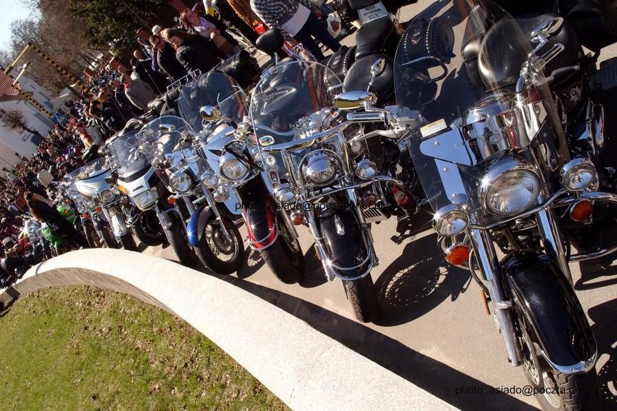 "Kociewska wiosna" - zlot motocykli i pojazdów zabytkowych w Pelplinie