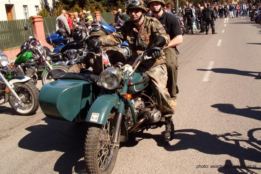 "Kociewska wiosna" - zlot motocykli i pojazdów zabytkowych w Pelplinie