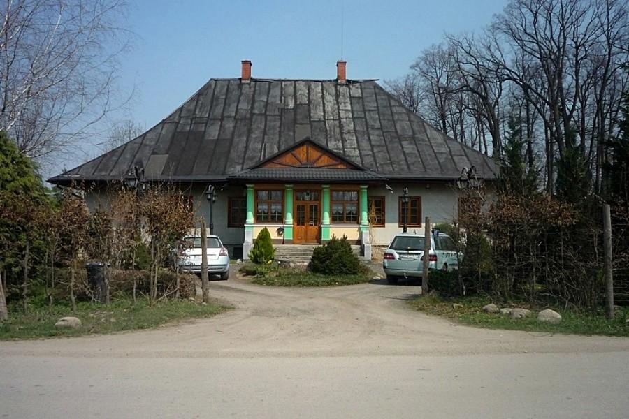 Pisarzowice dwór Jerzego Bulowskiego (górny dwór)
