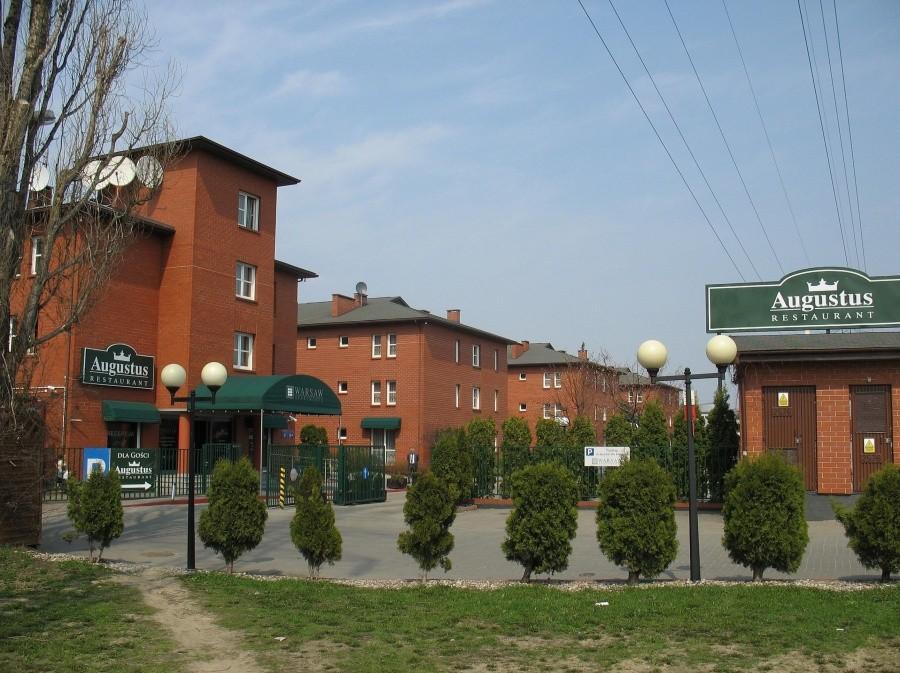 Warsaw Apartments i Augustus Restaurant