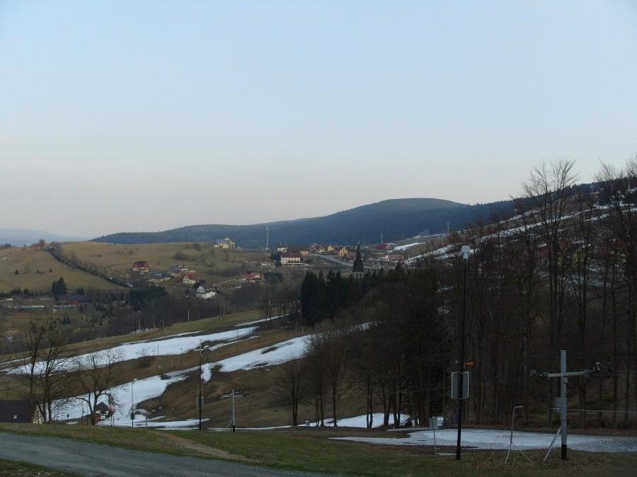 Widok na rozmrażany Zieleniec ;) czyli koniec śniegu i dobrze.