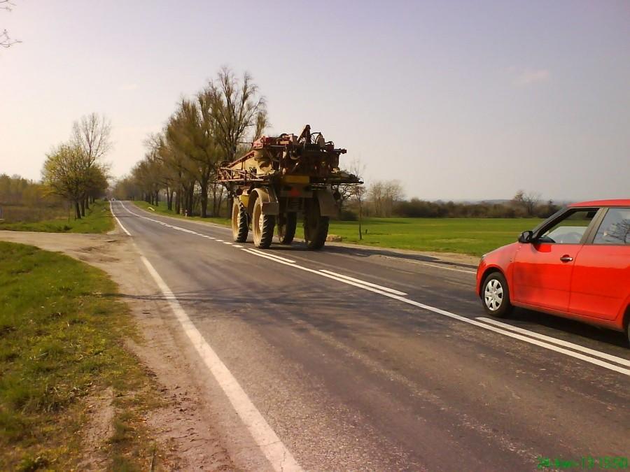 Traktor-żyrafa! ;D