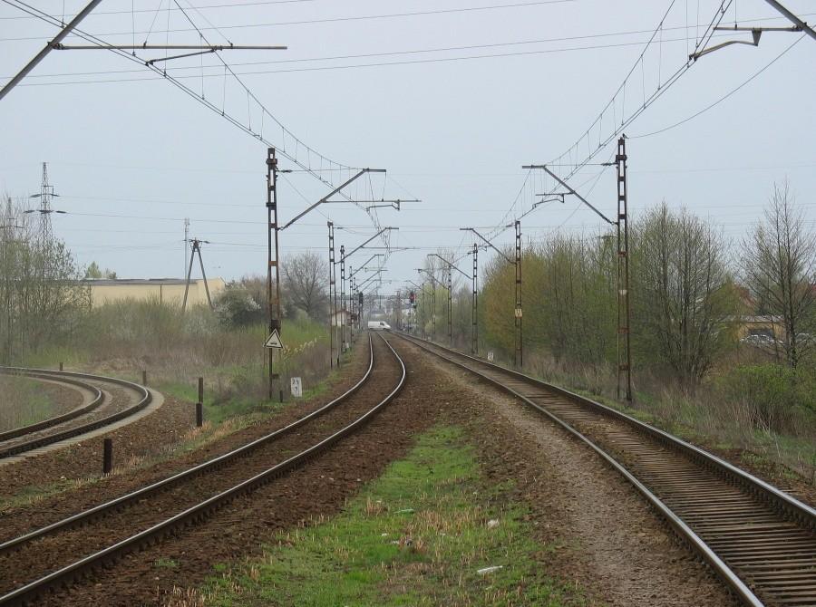 Widok z peronu, przystanku Nowa Iwiczna