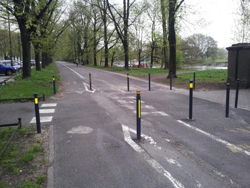 Słupki_teraz