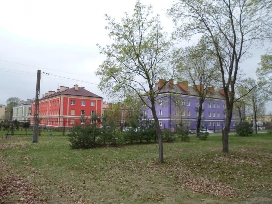 Budynki w kolorach nieregulaminowych