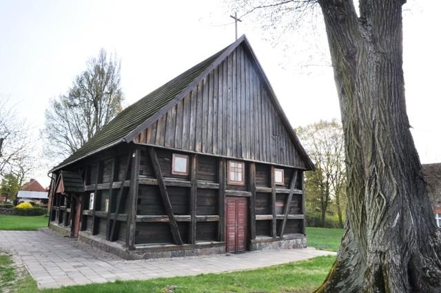 Drewniany kościół pw. MB Siewnej w Herburtowie zbudowany w roku 1782