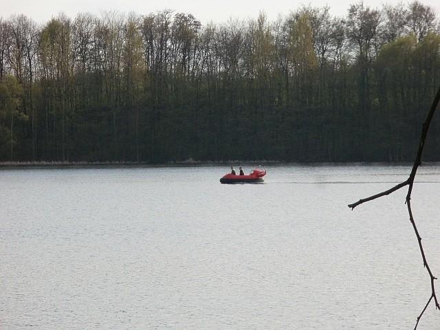 poduszkowiec na Jeziorze Biezdruchowskim