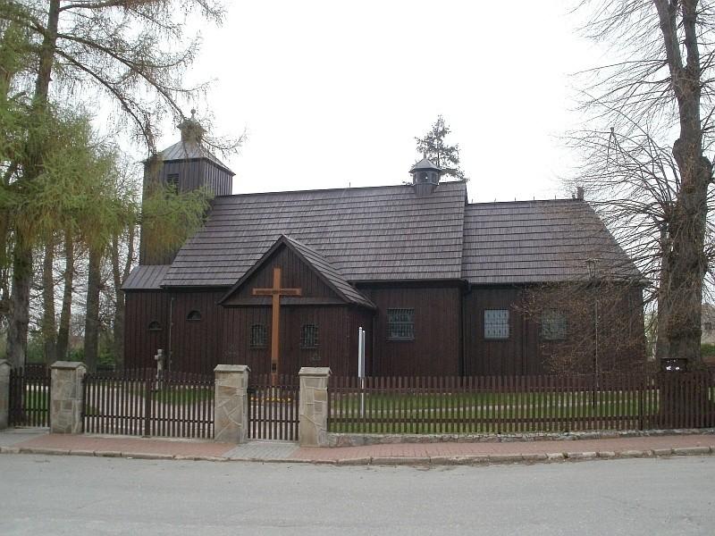 Pawłowo - drewniany kościół z 1762 roku