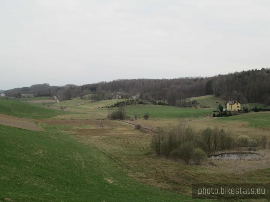 Morenowe wzgórza okolic wsi Dejk