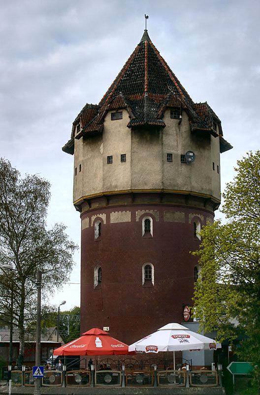 kolejowa wieża ciśnień, obecnie Pub Wieża