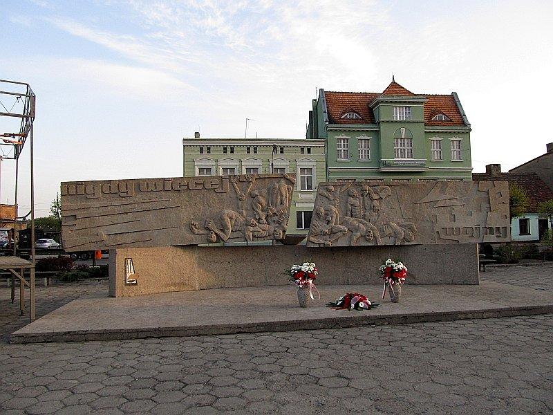 Janowiec Wlkp. - Nigdy więcej wojny :-(