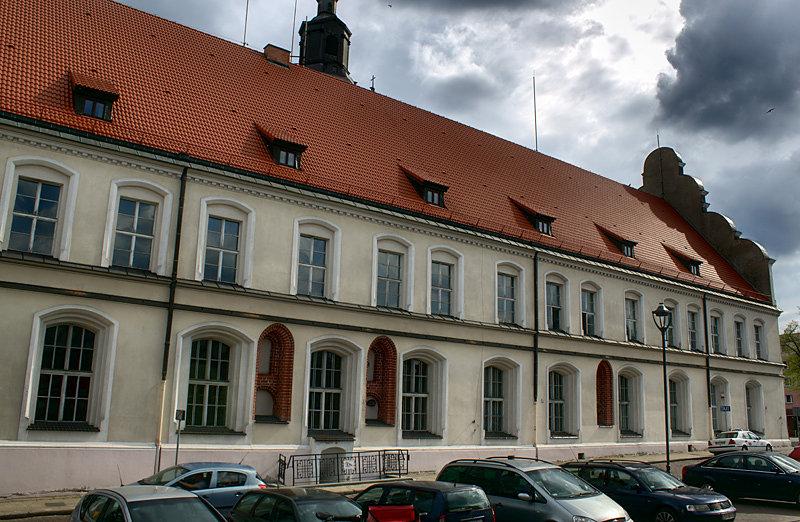 Ratusz - widok od strony ul. Kramarskiej