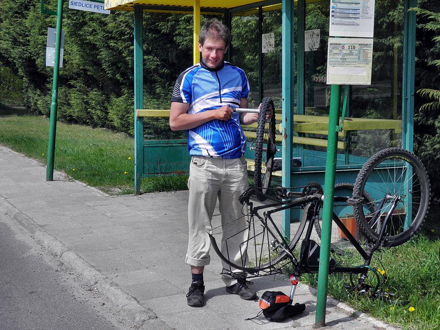 Tym razem to Kubę dopadła drobna awaria czyli kapeć tylnego koła