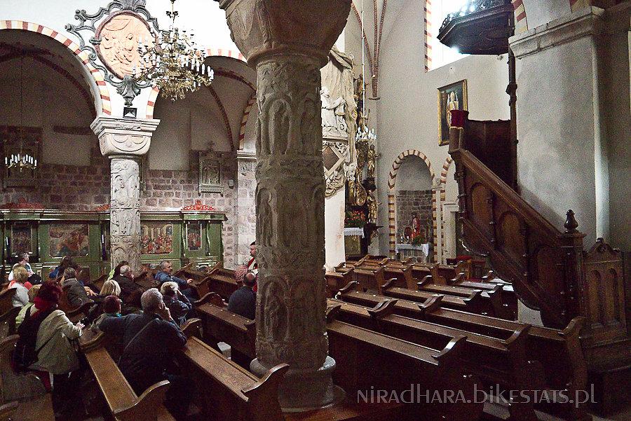 Romańskie kolumny