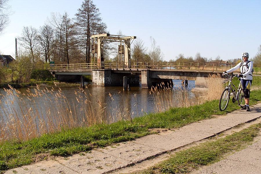 Most w Tujsku