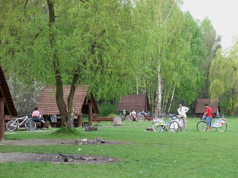 Wielka Polana - trwają przygotowania do wieczornych biesiad