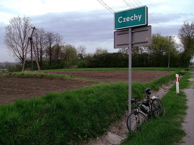 Jakaś szczyt tu pewnie jest (wieża triangulacyjna)