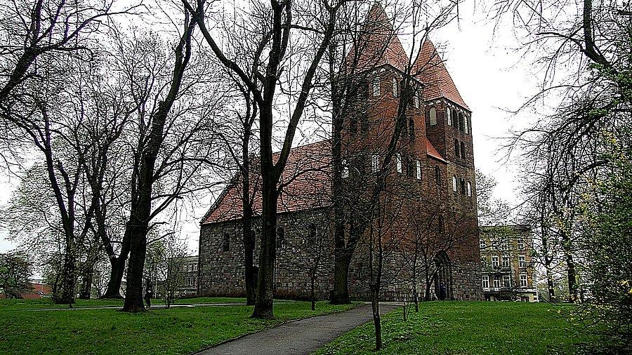 Ruina czyli kościół romański w Inowrocławiu