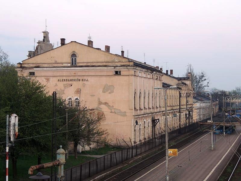 Zabytkowy dworzec w Aleksandrowie Kujawskim