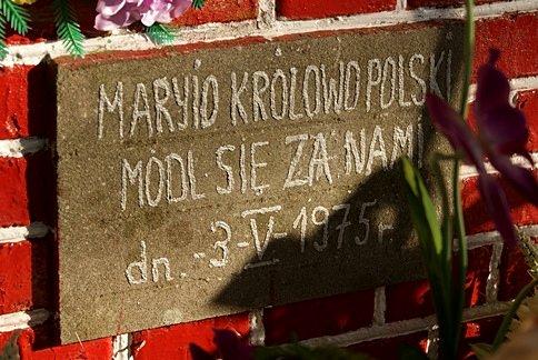 "Maryio Królowo Polski módl się za nami" - dn. 3 maja 1975r