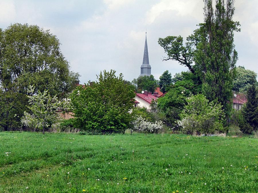 Wieża kościoła w Mierzynie