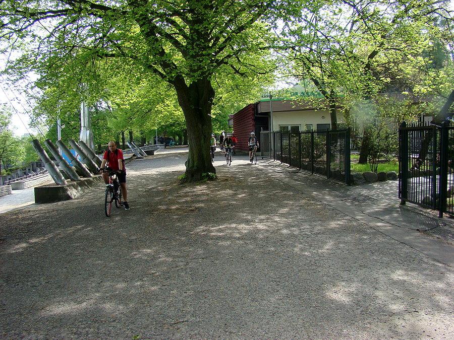 Ruszamy w drogę przez Park Kasprowicza