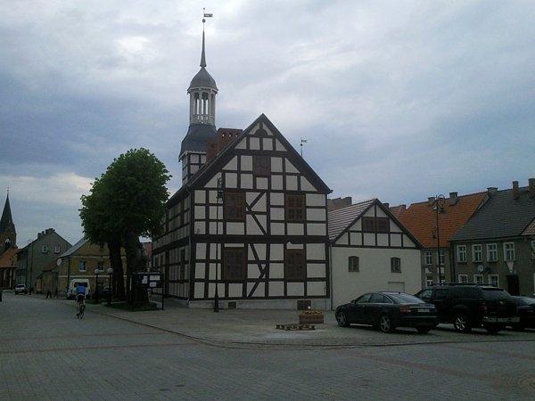 Wyremontowany Ratusz w Nowym Warpnie