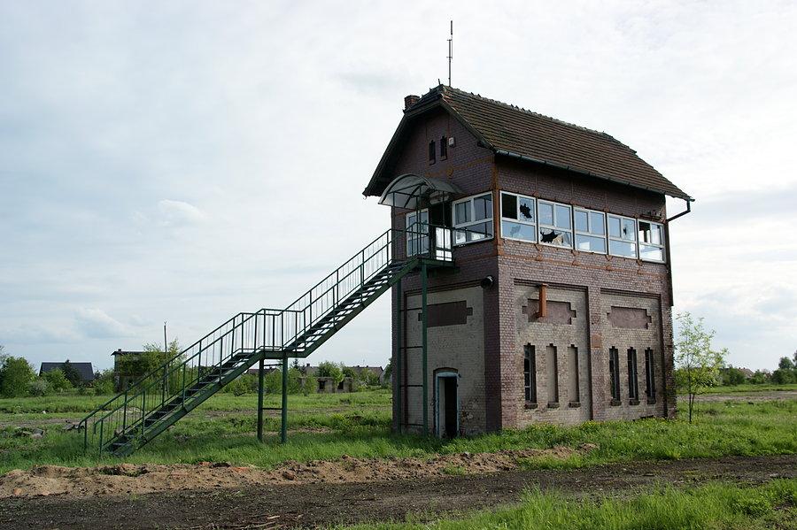 Jedna z czterech nieczynnych nastawni wykonawczych (KKP1) w Kędzierzynie-Koźlu Port