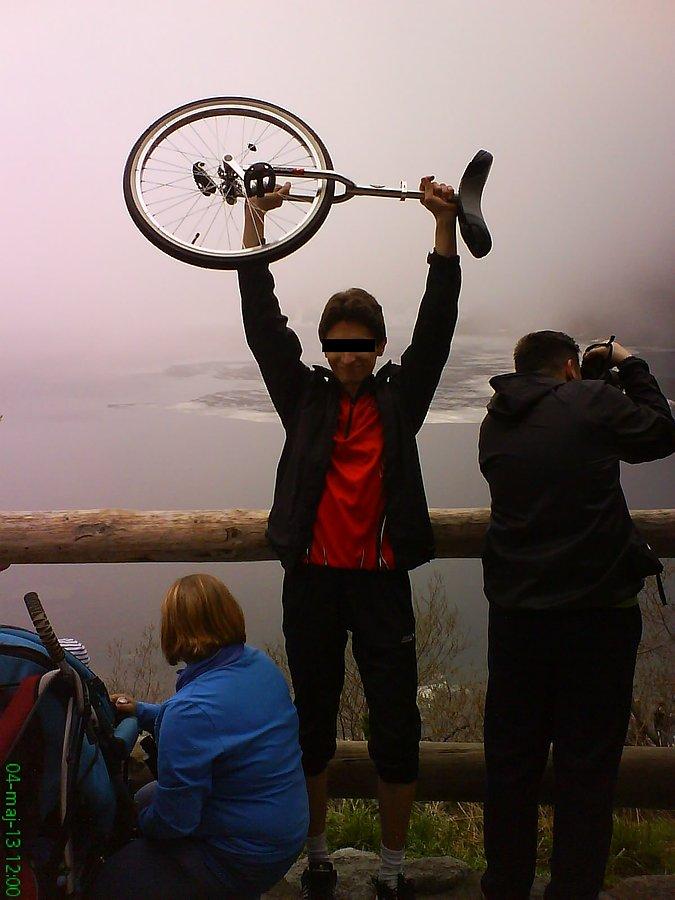 MORSkie Oko na monocyklu! Ale bez morsich oczu. ;)