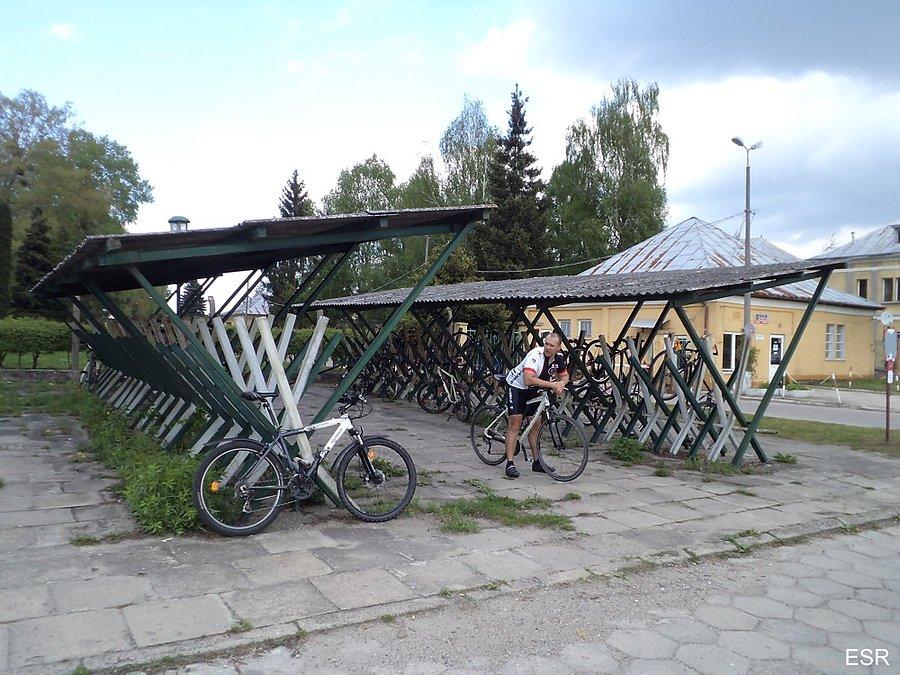 Stojak rowerowy na Piławskiej