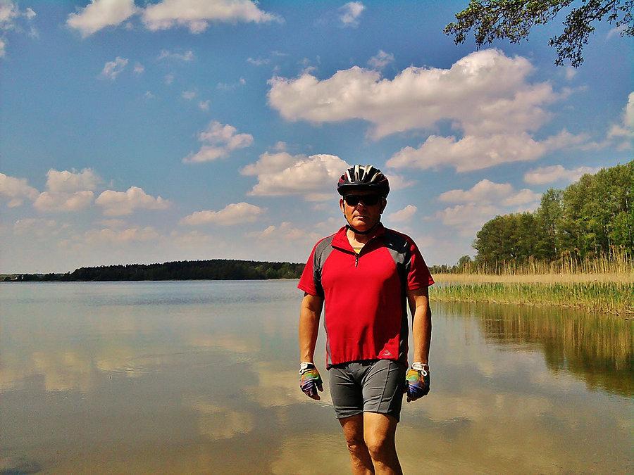 Ja nad jeziorkiem:) Turze.