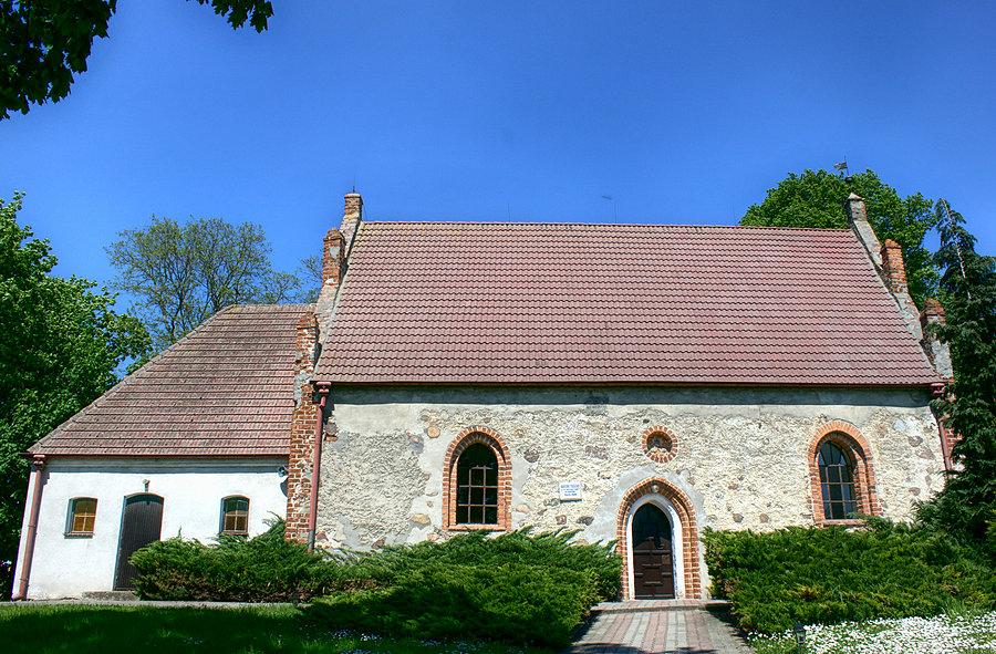 Kościół p.w. Matki Boskiej Nieustającej Pomocy w Lubiatowie