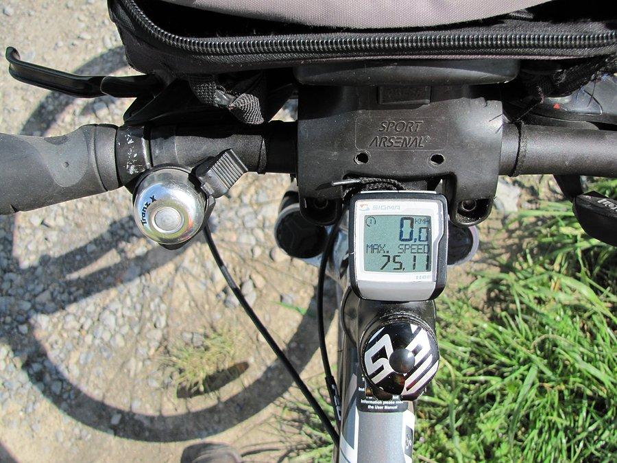 Prędkości na zjeździe, bez dokręcania. Mój nowy max speed
