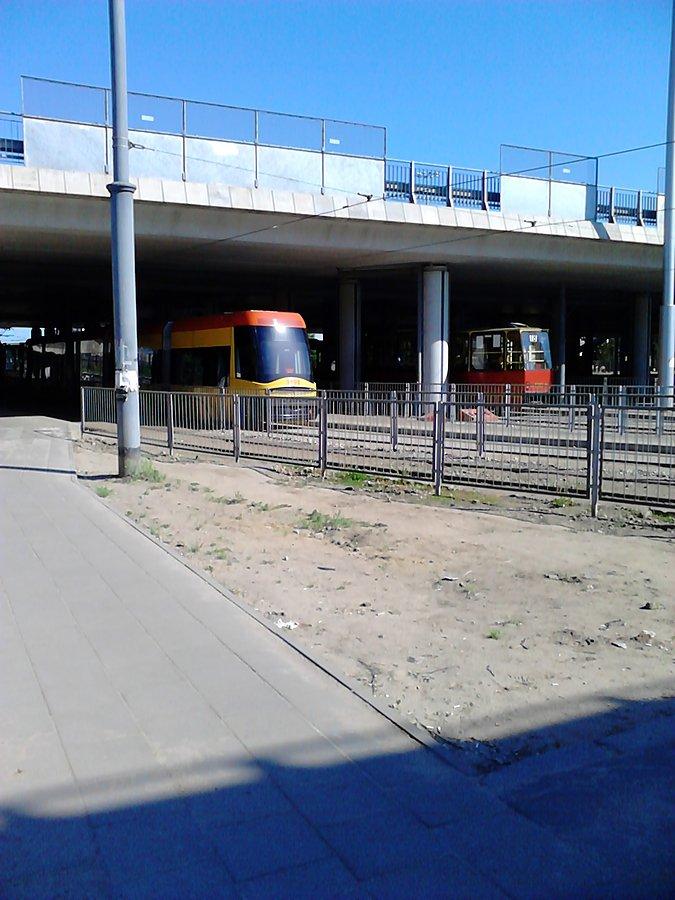Tramwaje na pętli Żerań FSO