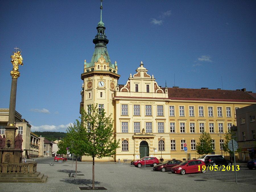 Rynek w Hronovie