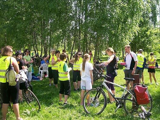 Powoli wstajemy, mobilizacja wśród młodszych - losowanie fantów